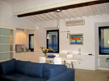Firenze Apartments 2* Florença